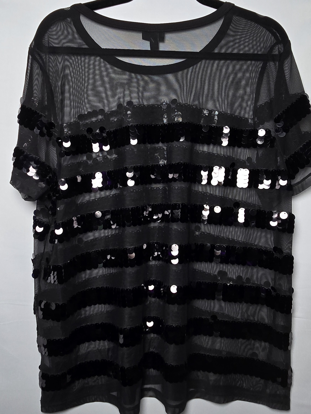 Torrid Black Sequin Stripe Mesh Short Sleeve Top, Sz 1x - Picture 4 of 6